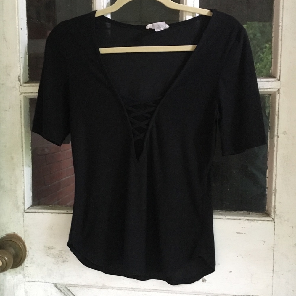 Criss cross lattice spandex top